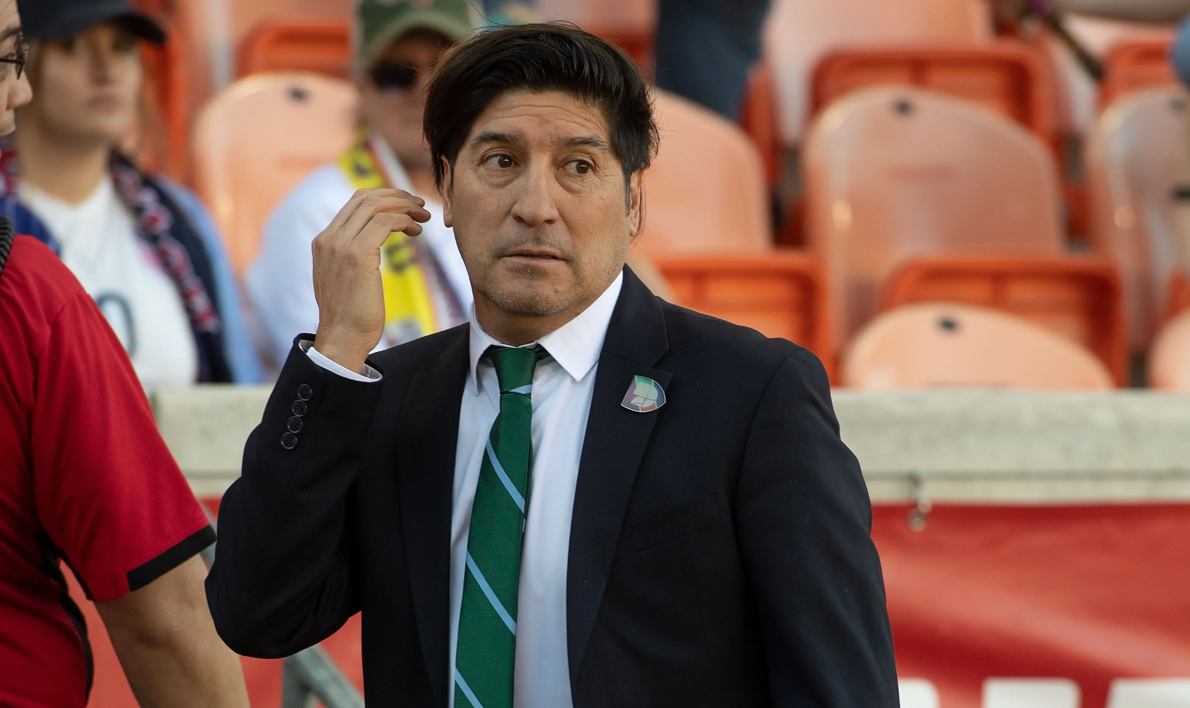 Iván Zamorano se postula para estar en la ANFP junto a Marcelo Salas.