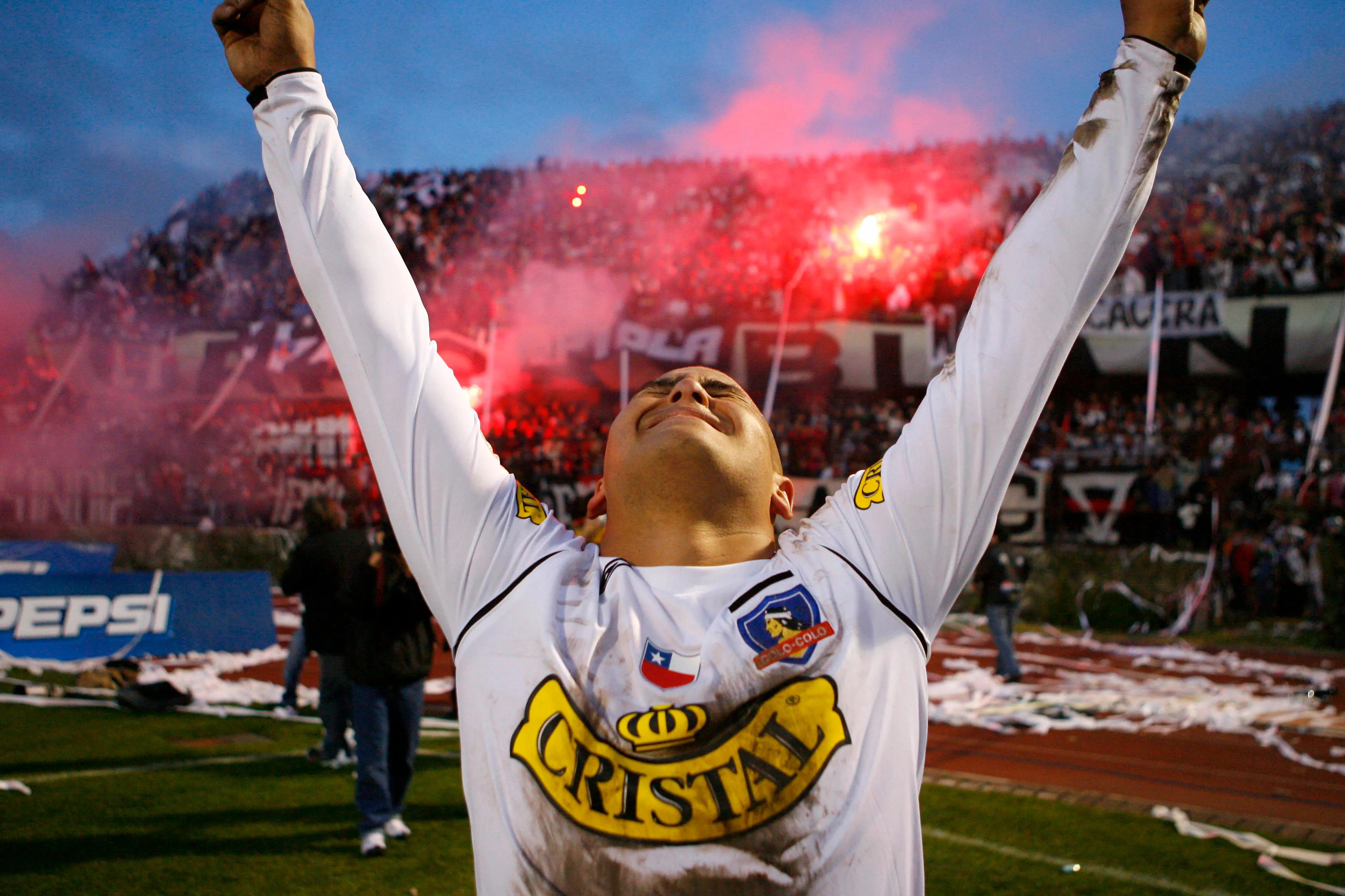 Humberto Suazo recuerda su paso por el Cacique.