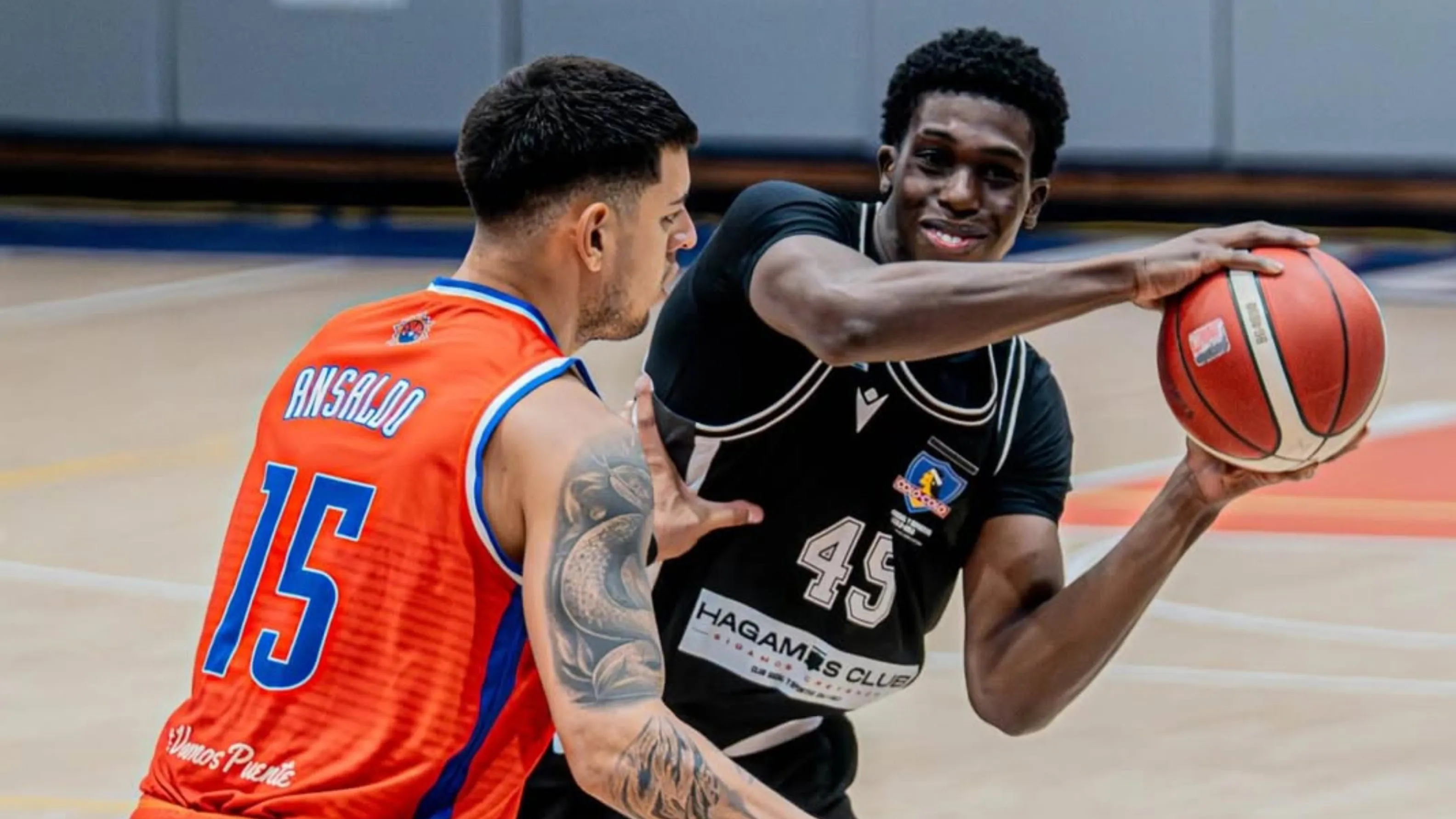 Colo Colo Básquetbol se vuelve a complicar por la Liga Nacional ante Municipal Puente Alto. Foto: CSD Colo Colo.