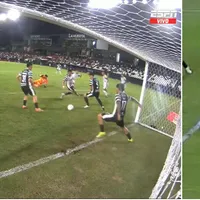 El "milagro" que negó el primer gol de Vicente Pizarro con Rosario Central