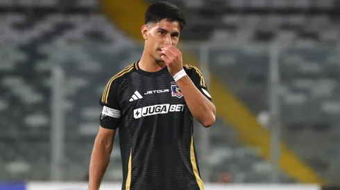 Ex DT de Colo Colo le cierra la puerta a Salomón Rodríguez.