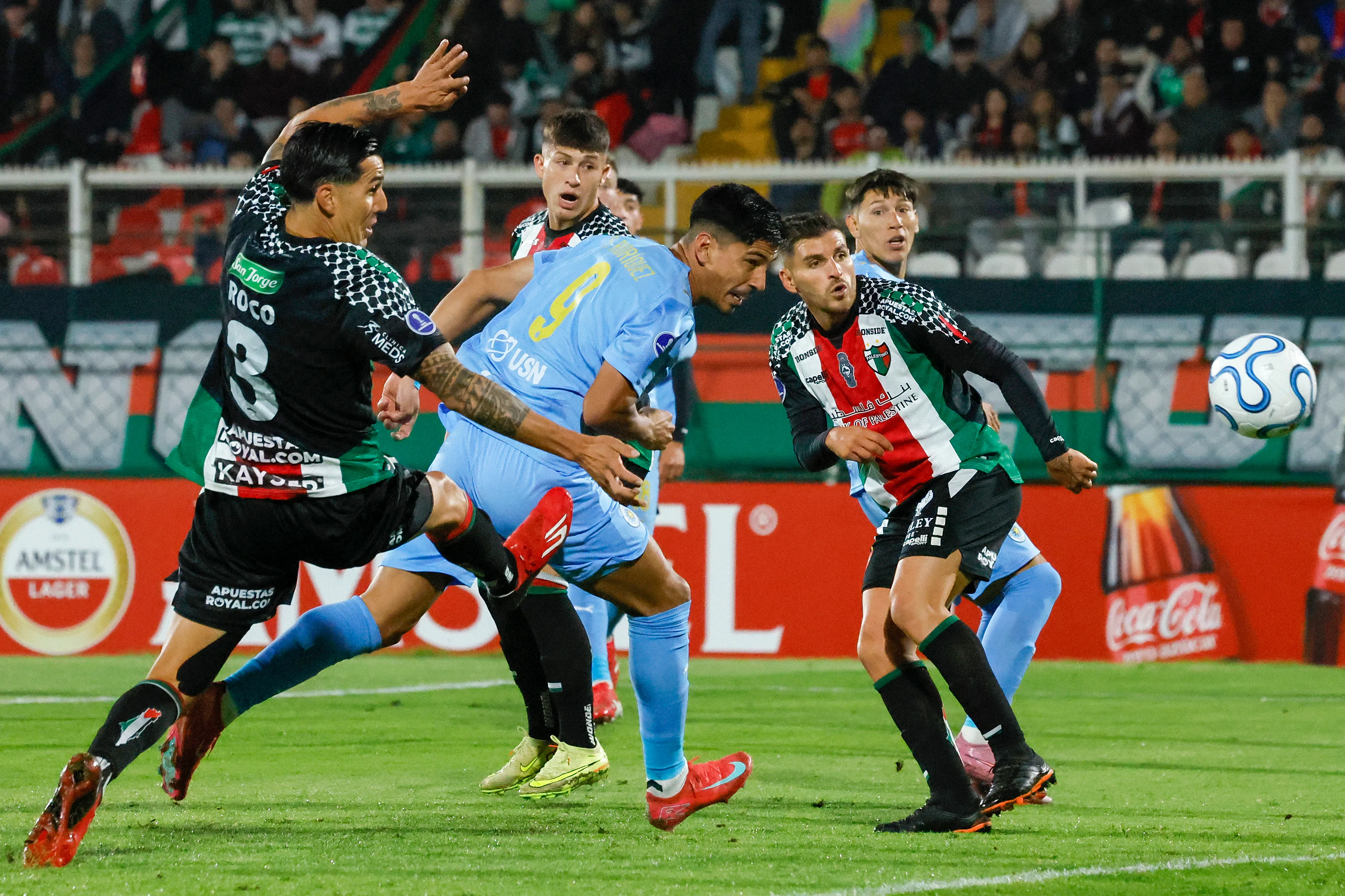 Salomón Rodríguez la rompe toda en su paso por Montevideo City Torque. 