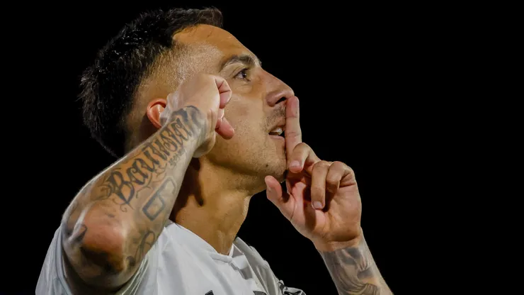 En Colo Colo celebran el regreso de Javier Correa.