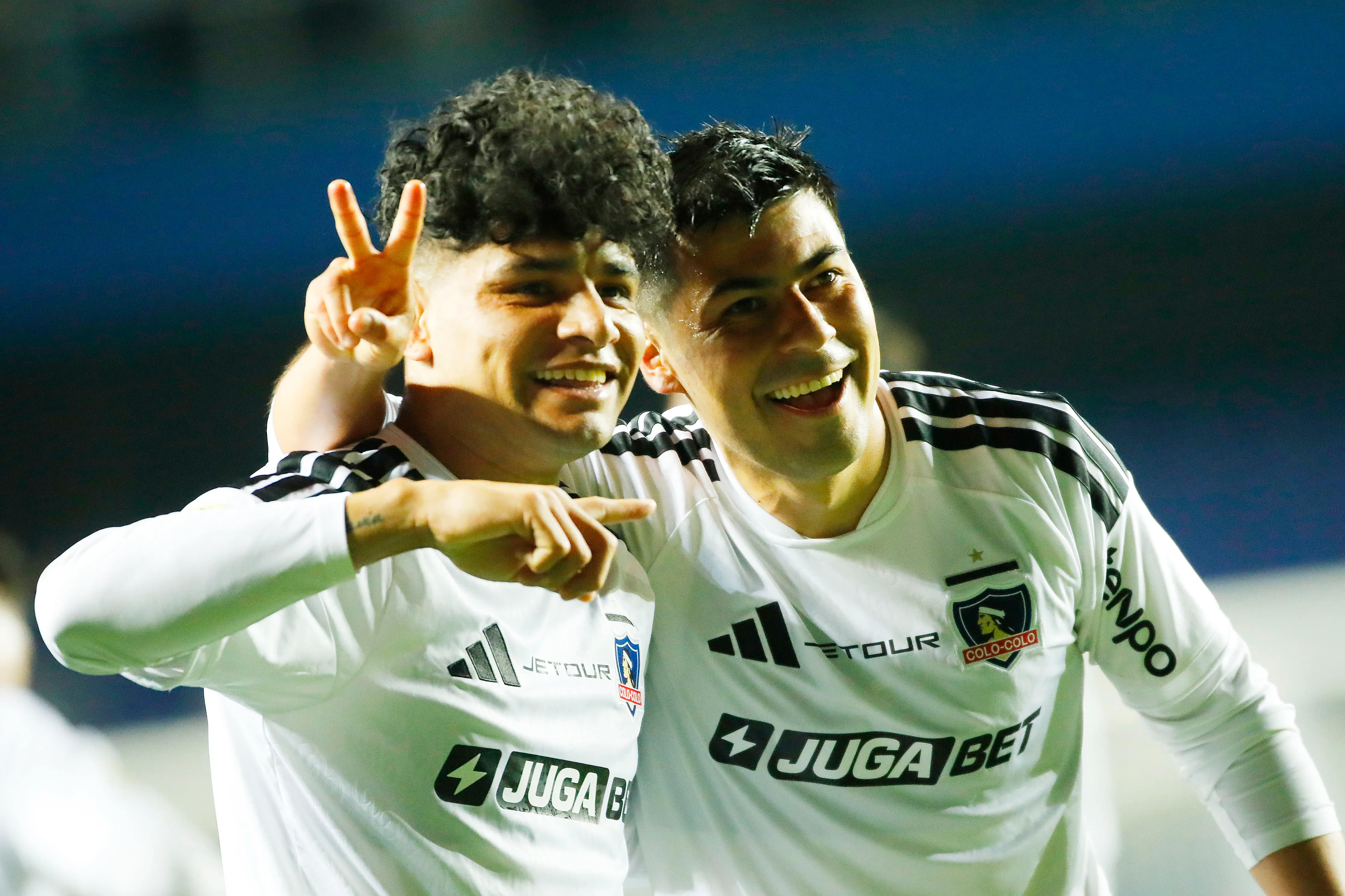 Tomás Alarcón ha subido su nivel en este 2026 y se ha convertido en titular inamovible con Fernando Ortiz. 