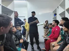 No pudo terminar el duelo: Vidal vivió nuevo partido como DT