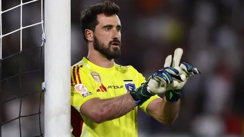 Ex DT de Colo Colo elige al reemplazante de De Paul en el arco