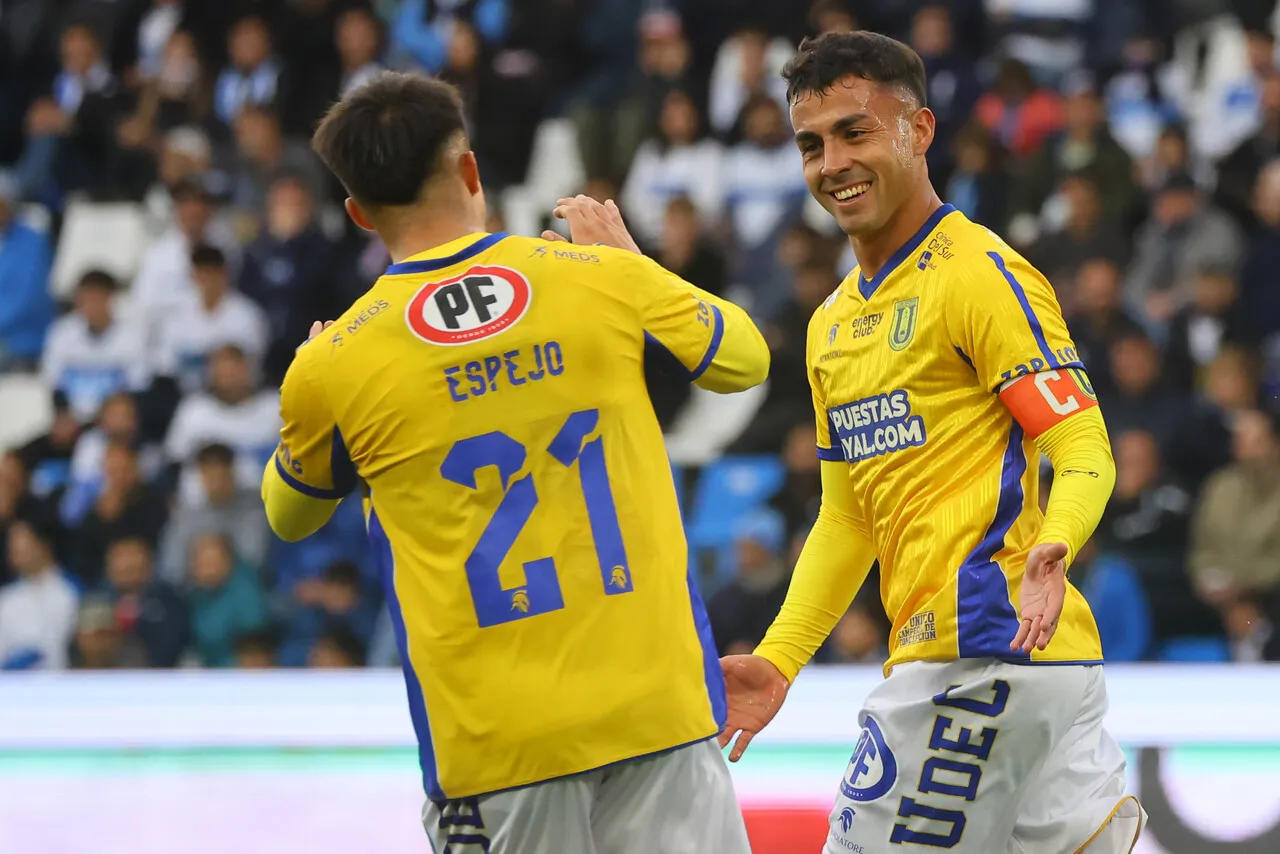 Cristhofer Mesías es la baja en Universidad de Concepción ante Colo Colo.Imagen: Jonnathan Oyarzun/Photosport