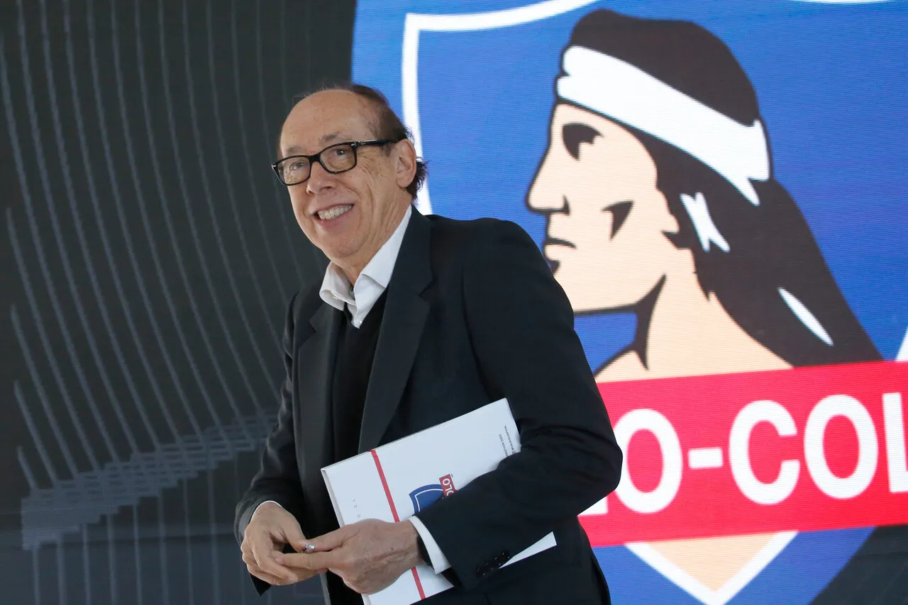 Alfredo Stöhwing deja la dirigencia de Blanco y Negro. Imagen: Dragomir Yankovic/Photosport