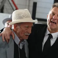 Mosa tira la casa por la venta para celebrar en Colo Colo