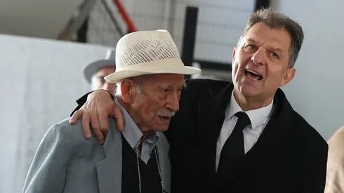 Mosa tira la casa por la venta para celebrar en Colo Colo