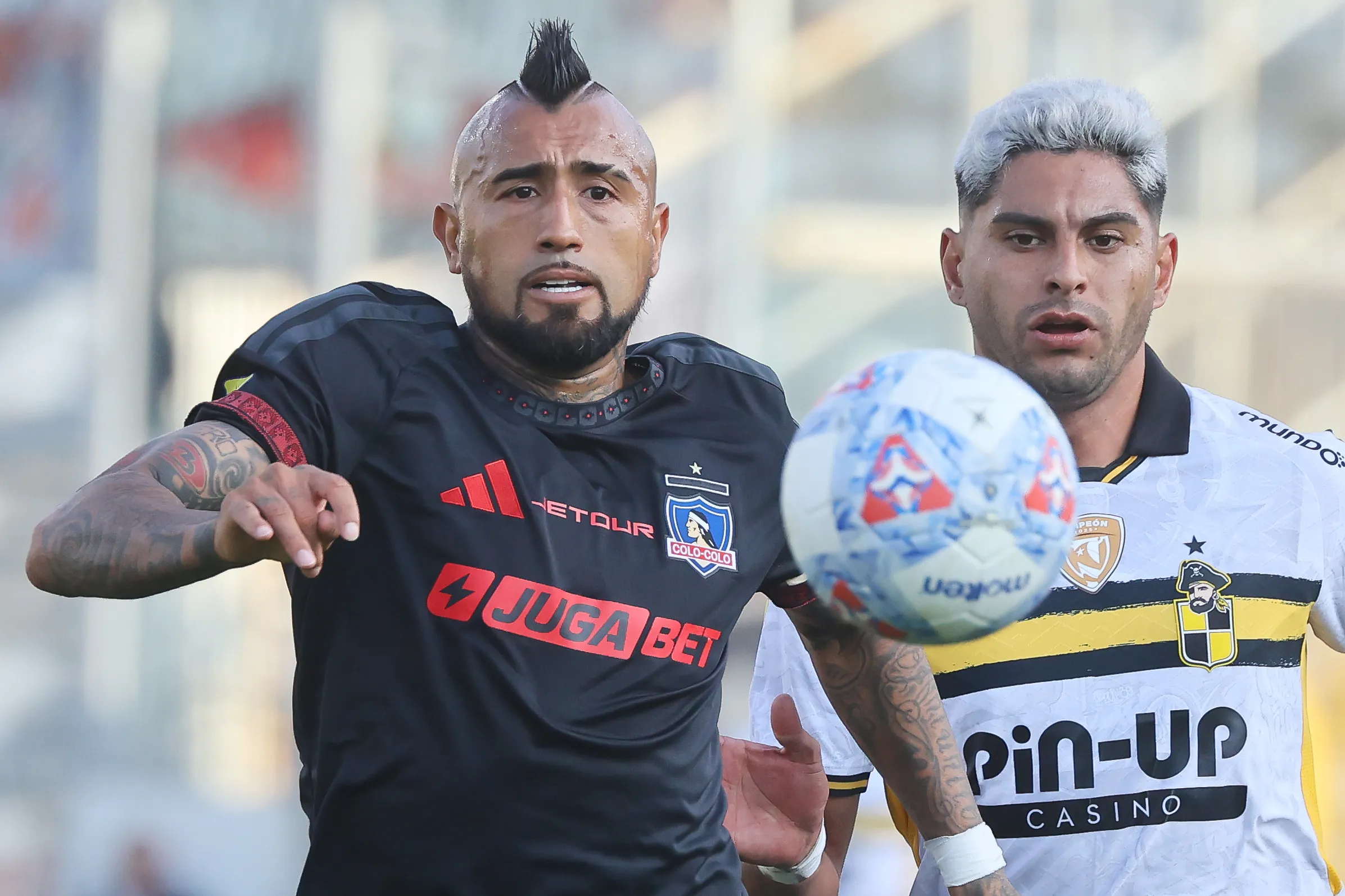 El Cacique recibe este domingo a los Piratas en el Monumental. 