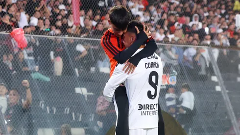 Javier Correa celebró con su hijo en el triunfo de Colo Colo.