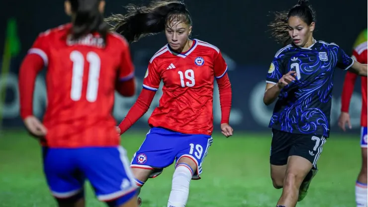 ¿A que hora juega Chile Femenino vs Brasil y quien transmite el Sudamericano Sub 17?