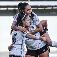 Acevedo celebra la doble jornada de Colo Colo y destaca al fútbol femenino