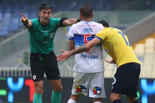 Mario Salvo tuvo un polémico arbitraje en la fecha anterior y ahora estará en Colo Colo vs D. Concepción.