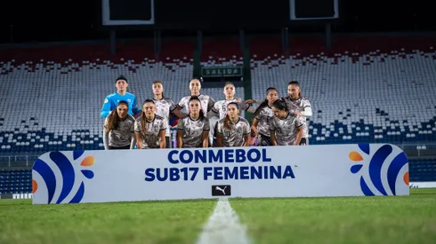 ¿A qué hora juega Chile femenino vs Ecuador y qué canal transmite los playoffs?