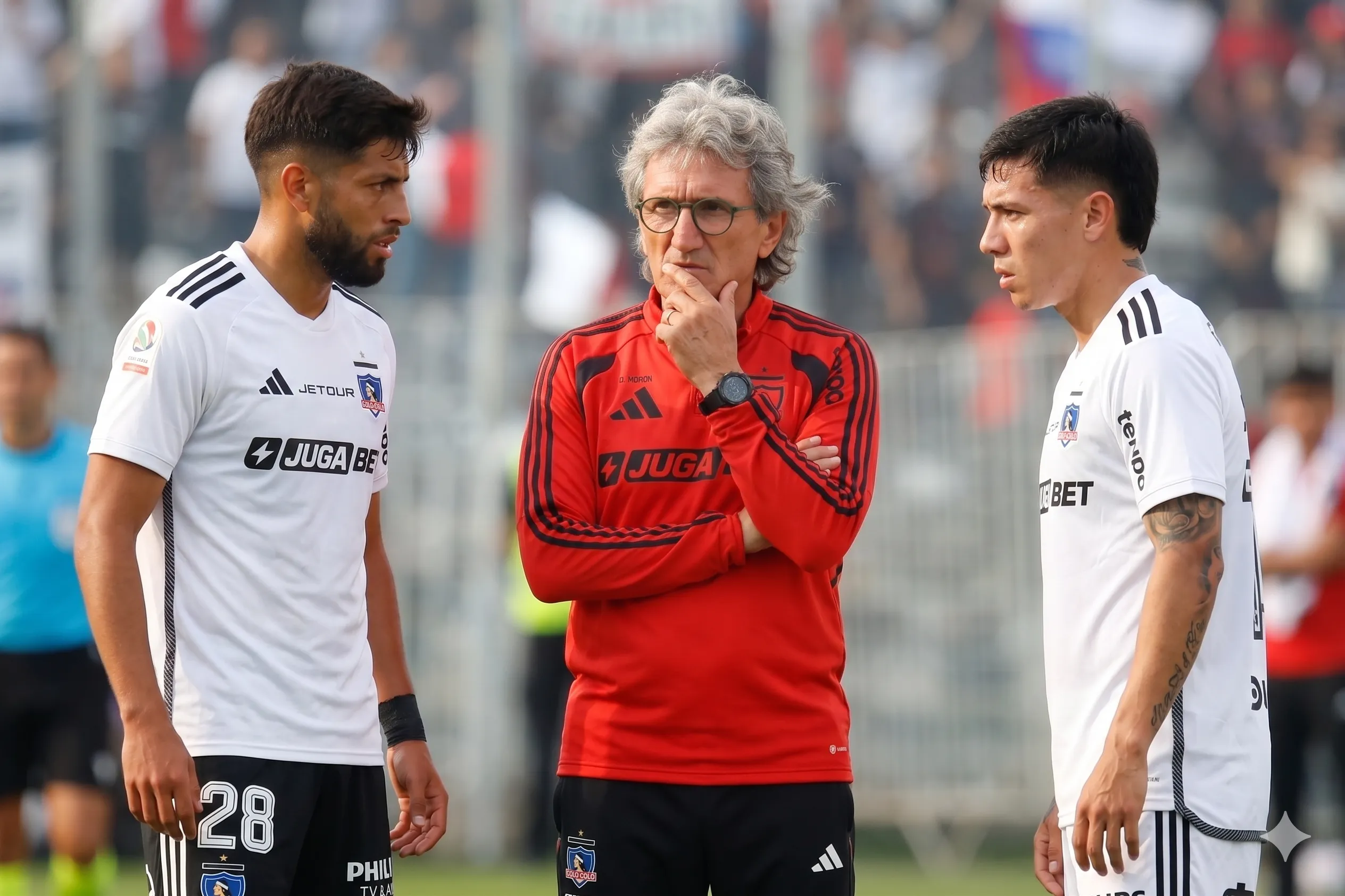 En Colo Colo estudian ir por un nuevo lateral en el mercado. 