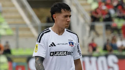 Colo Colo estudia ir por un nuevo lateral en el mercado.
