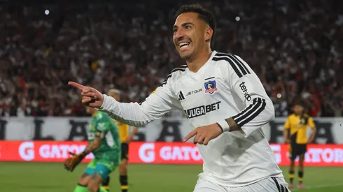 Javier Correa manifiesta su intención de quedarse y seguir jugando en Colo Colo