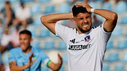 Con tratamiento kinésico: Colo Colo confirma lesión de Maximiliano Romero en parte médico