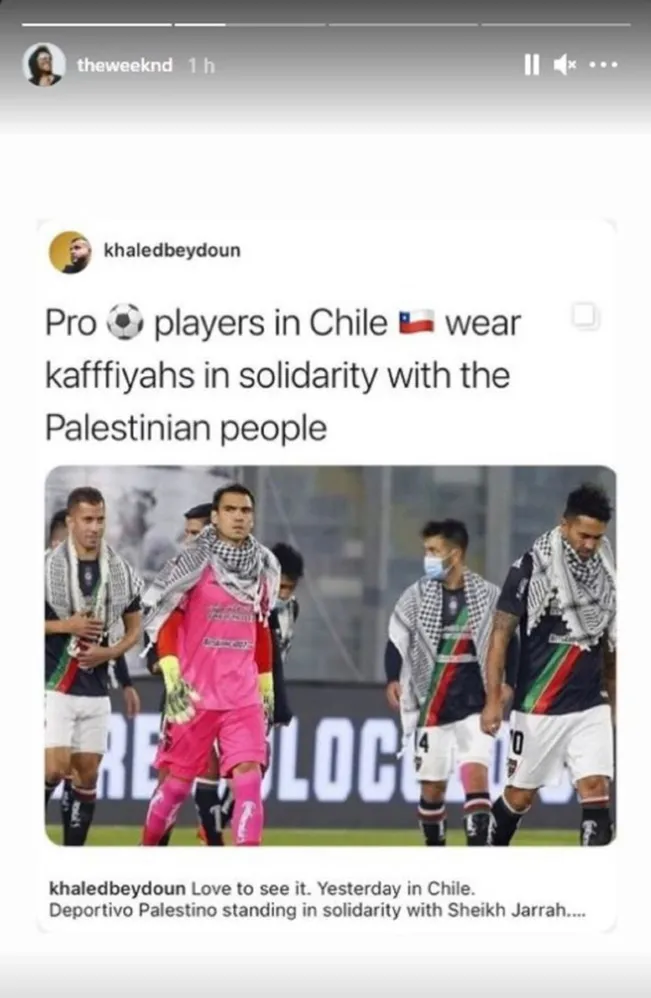 El cantante canadiense apoyando el gesto que en 2021 tuvo el cuadro de Palestino. Foto: Archivo.