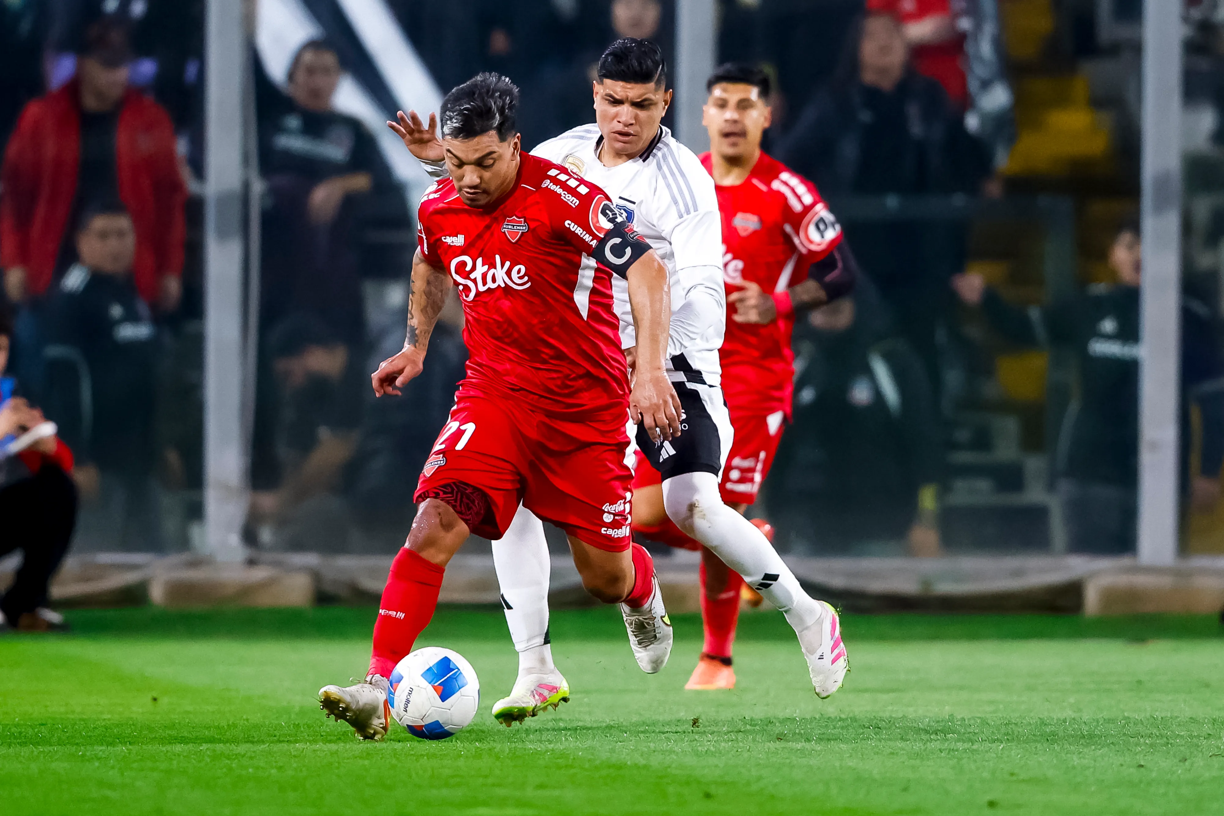Colo Colo recibirá a Ñublense por la Liga de Primera | Foto: Photosport
