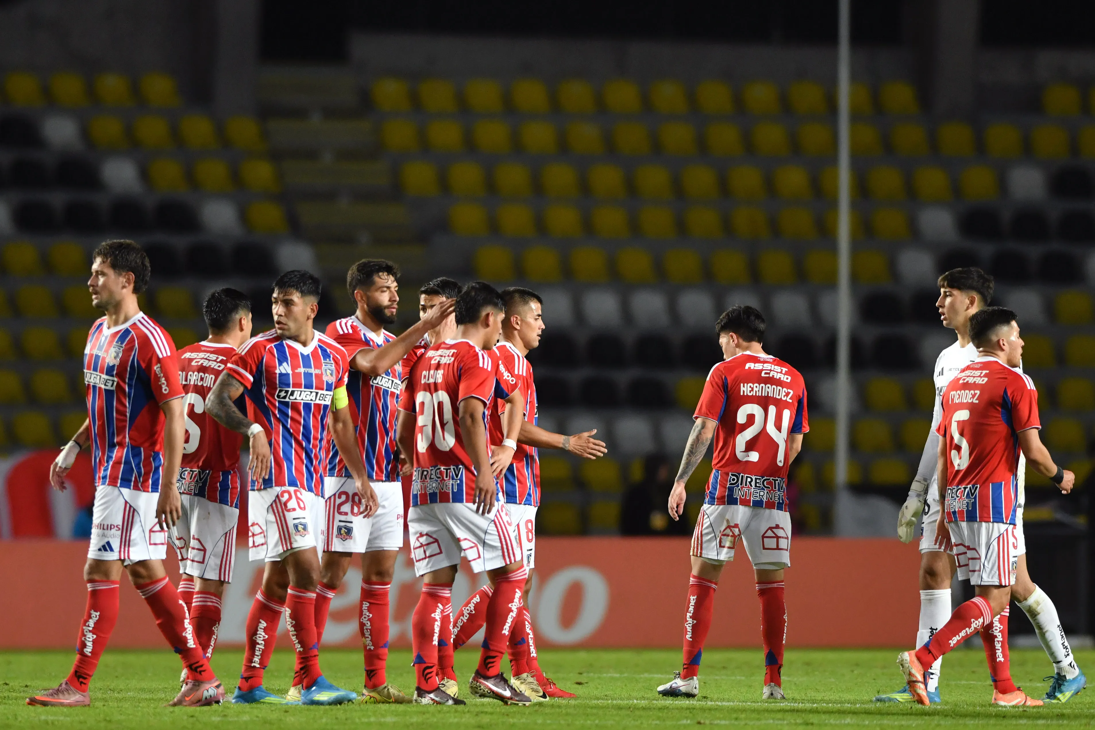 Colo Colo depende de un tropiezo pirata para clasificar en Copa de la Liga | Foto: Photosport