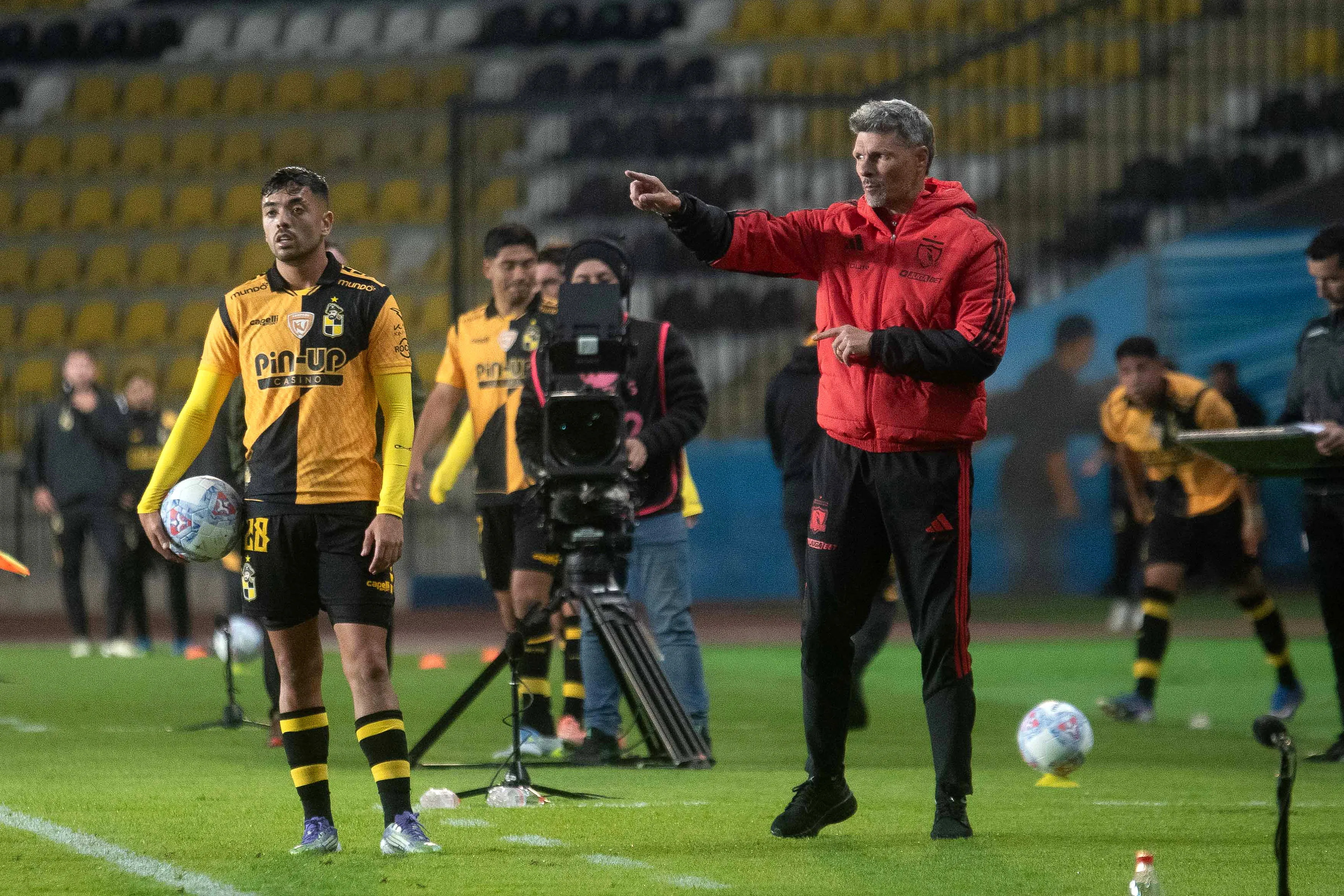 Nula autocrítica del cuerpo técnico de Fernando Ortiz tras derrota ante Coquimbo | Foto: Photosport