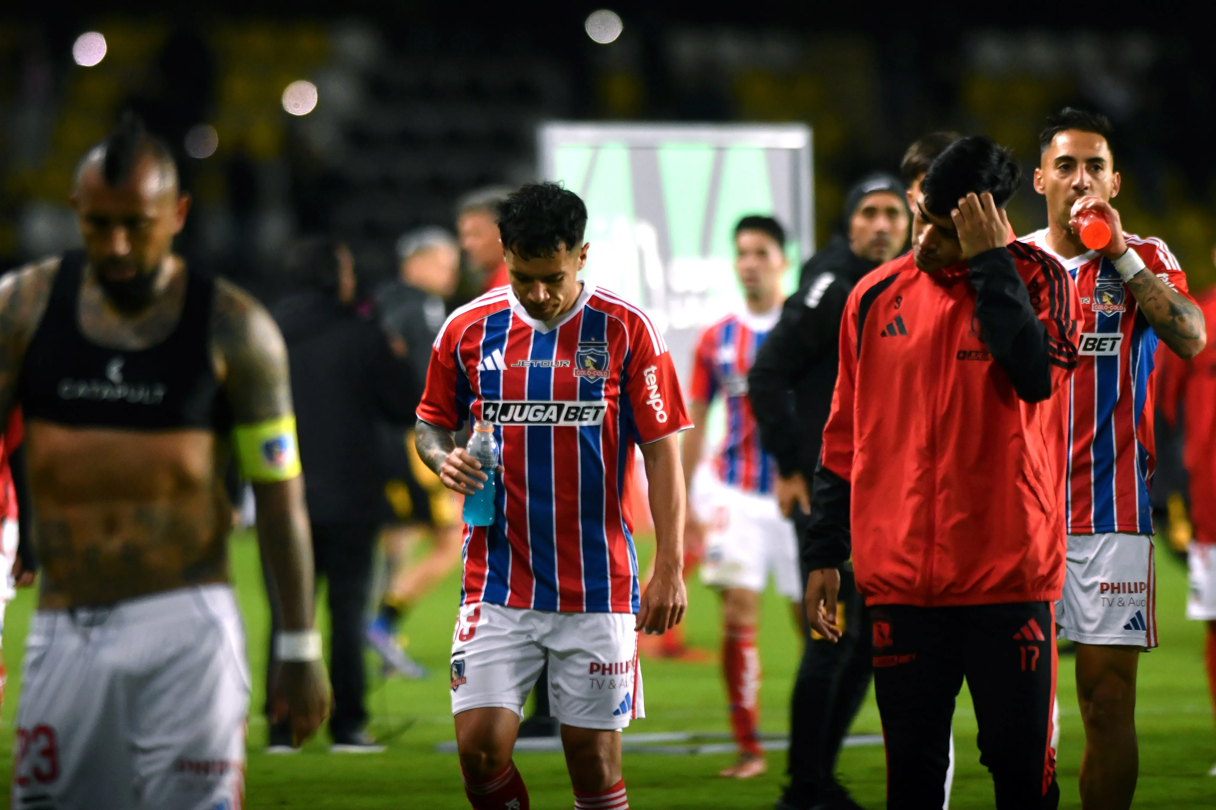 Colo Colo perdió otro partido importante de la mano de Fernando Ortiz.