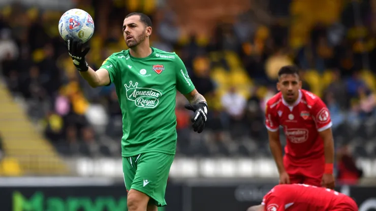 Nicola Pérez palpita el duelo ante Colo Colo: "No juegan bien o no le llega al hincha"
