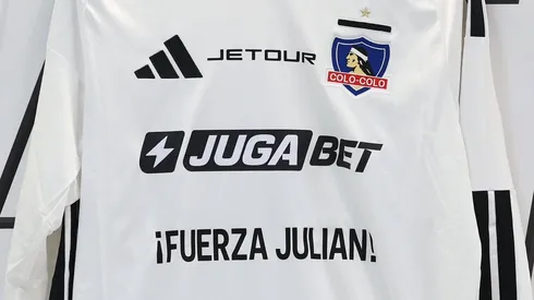 “Fuerza Julián” La historia detrás del mensaje en la camiseta de Colo Colo
