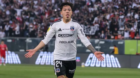 Leandro Hernández se comienza a ilusionar con el título tras goleada de Colo Colo ante Ñublense