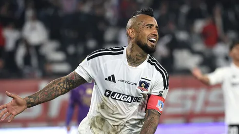 Vidal lanza un aviso tras goleada de Colo Colo: “Este año tiene que…”.