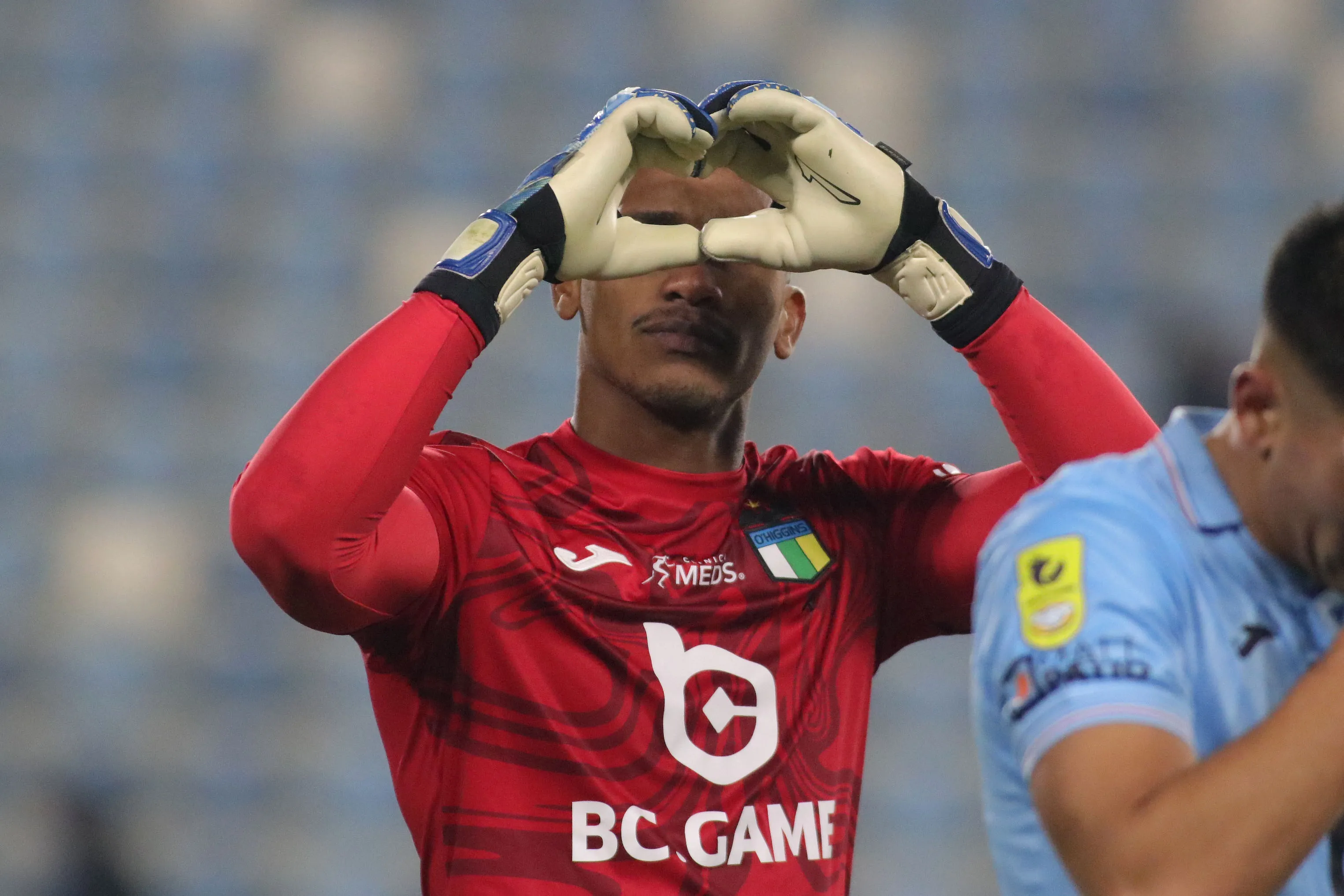 Omar Carabali recibe gran noticia: es parte de la prenómina de Ecuador y sueña con ir al Mundial. 