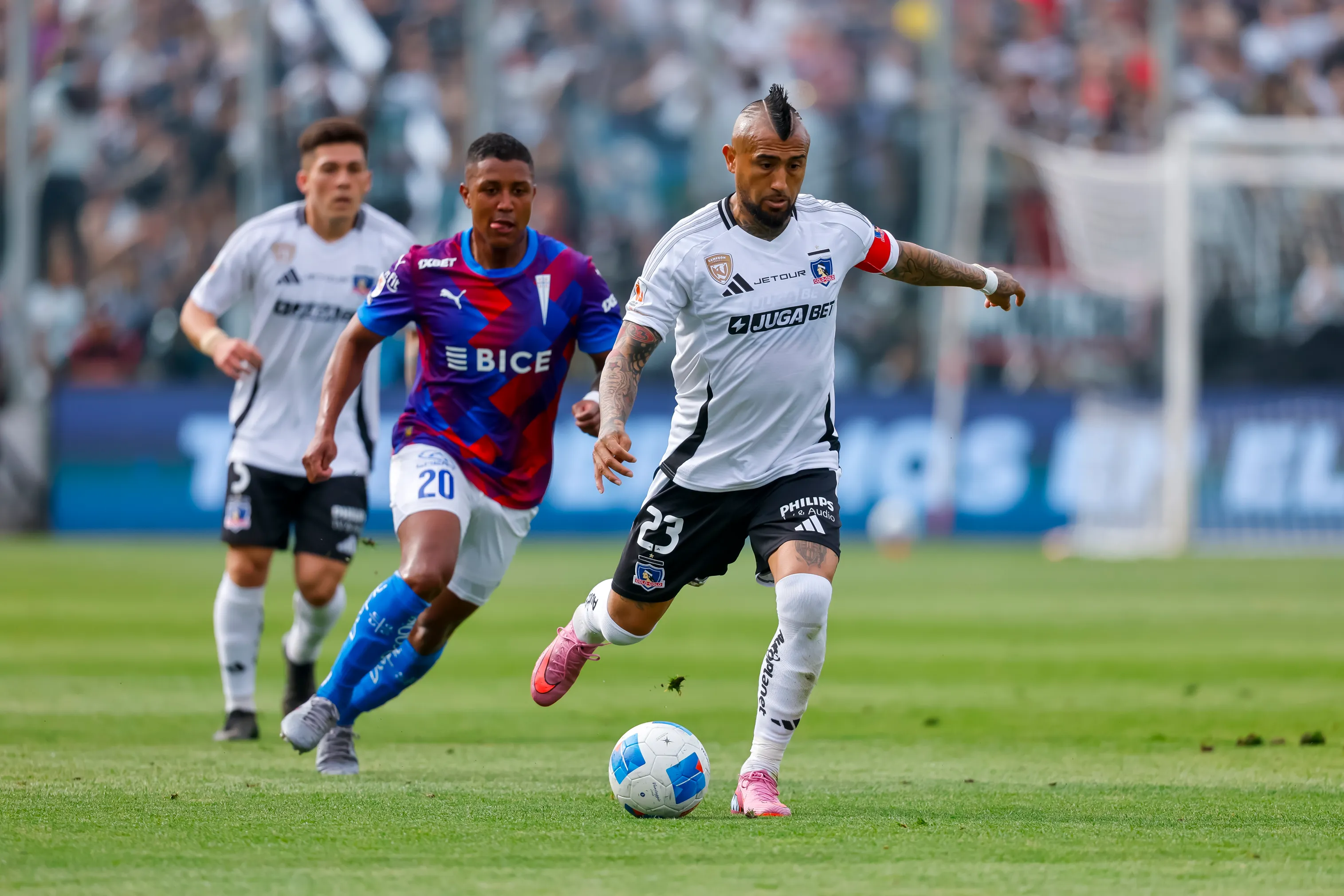 Este domingo, el Cacique visitará a la UC en el Claro Arena.