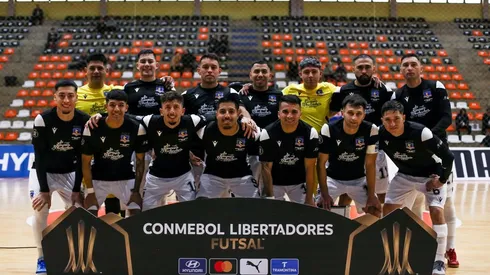 Colo Colo Futsal enfrenta a Cerro Porteño.