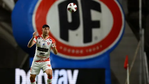 Se formó en Colo Colo, juega en Deportes Copiapó y emociona a un niño en su cumpleaños