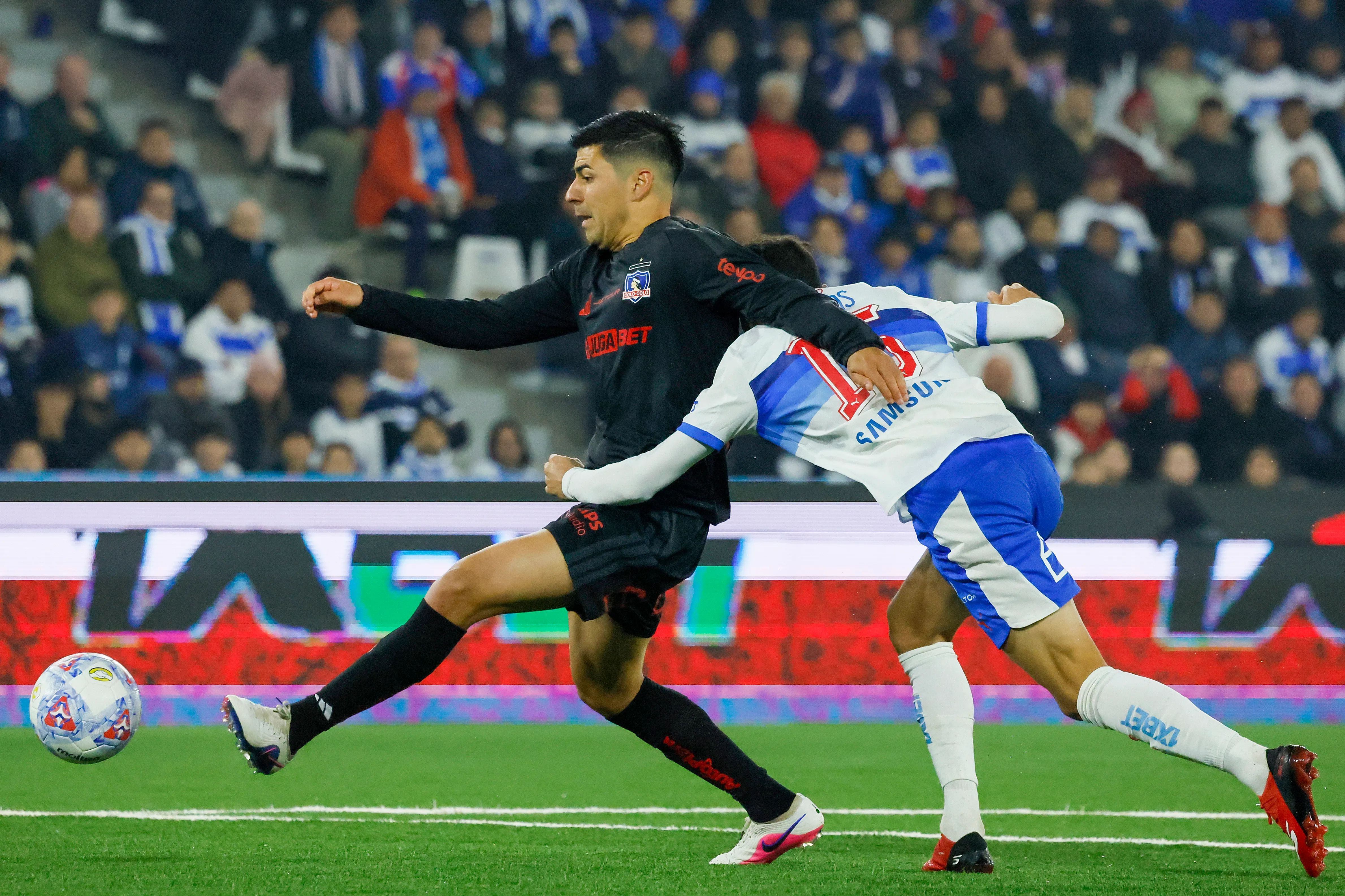 Tomás Alarcón vio la roja ante Universidad Católica y es baja para la visita a Deportes La Serena. 