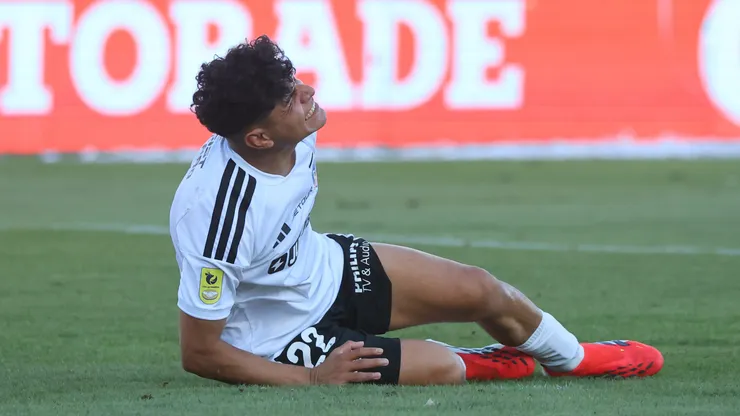 Claudio Aquino sufre lesión y queda descartado para el partido de Colo Colo vs La Serena.
