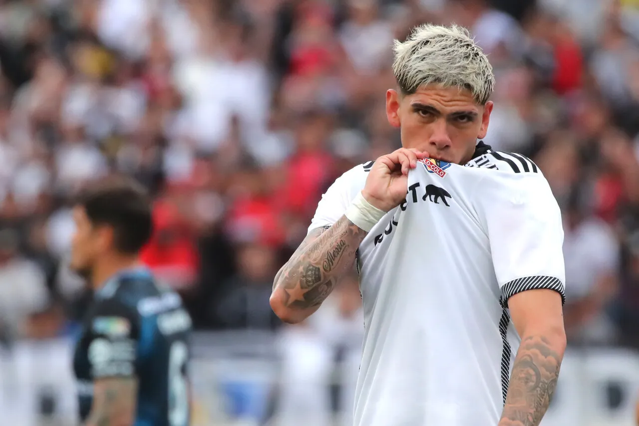 Carlos Palacios ilusiona con una vuelta a Colo Colo.Imagen: Jonnathan Oyarzun/Photosport
