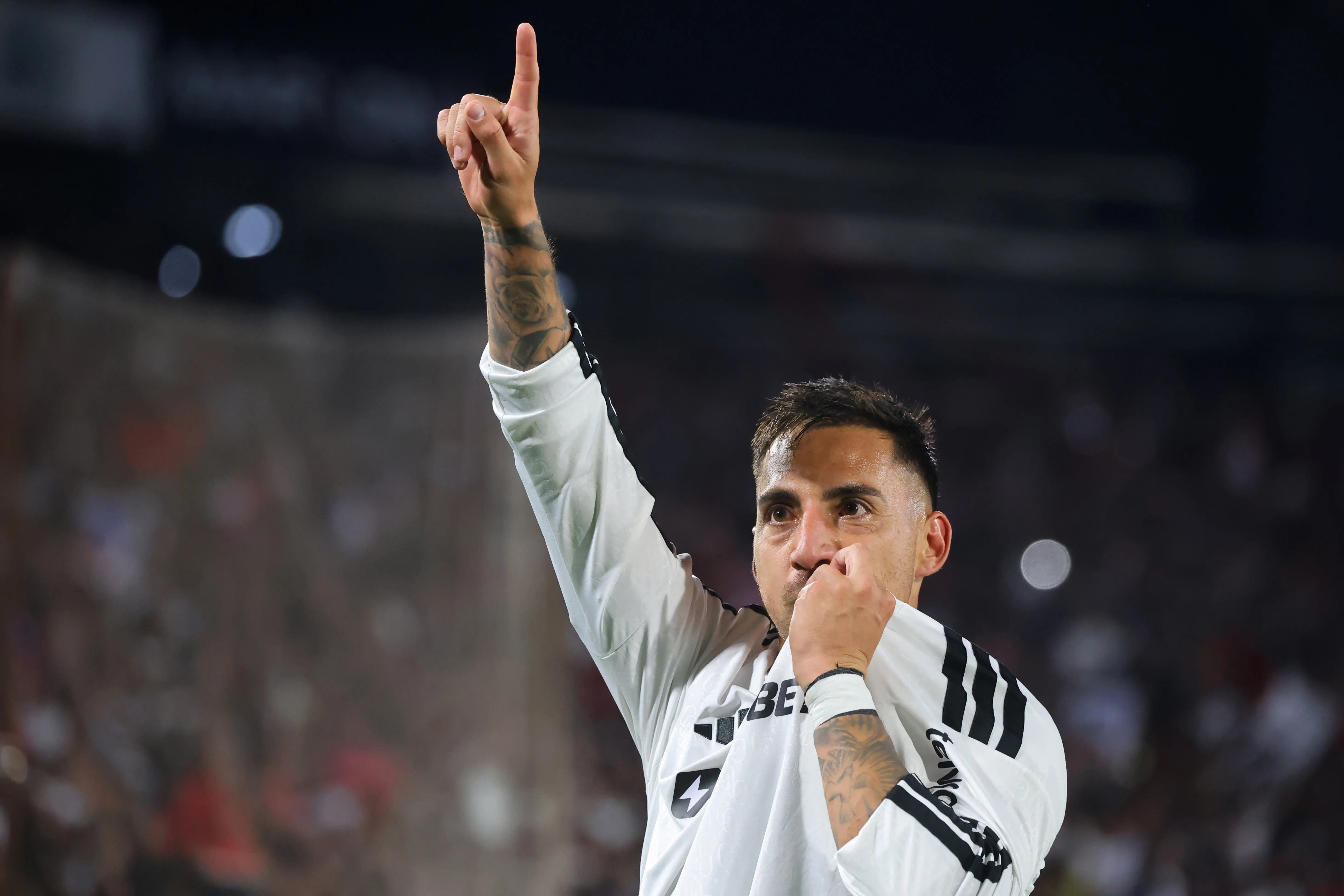 Javier Correa no pierde el foco ante rumores que lo vinculan con otros clubes | Foto: Photosport