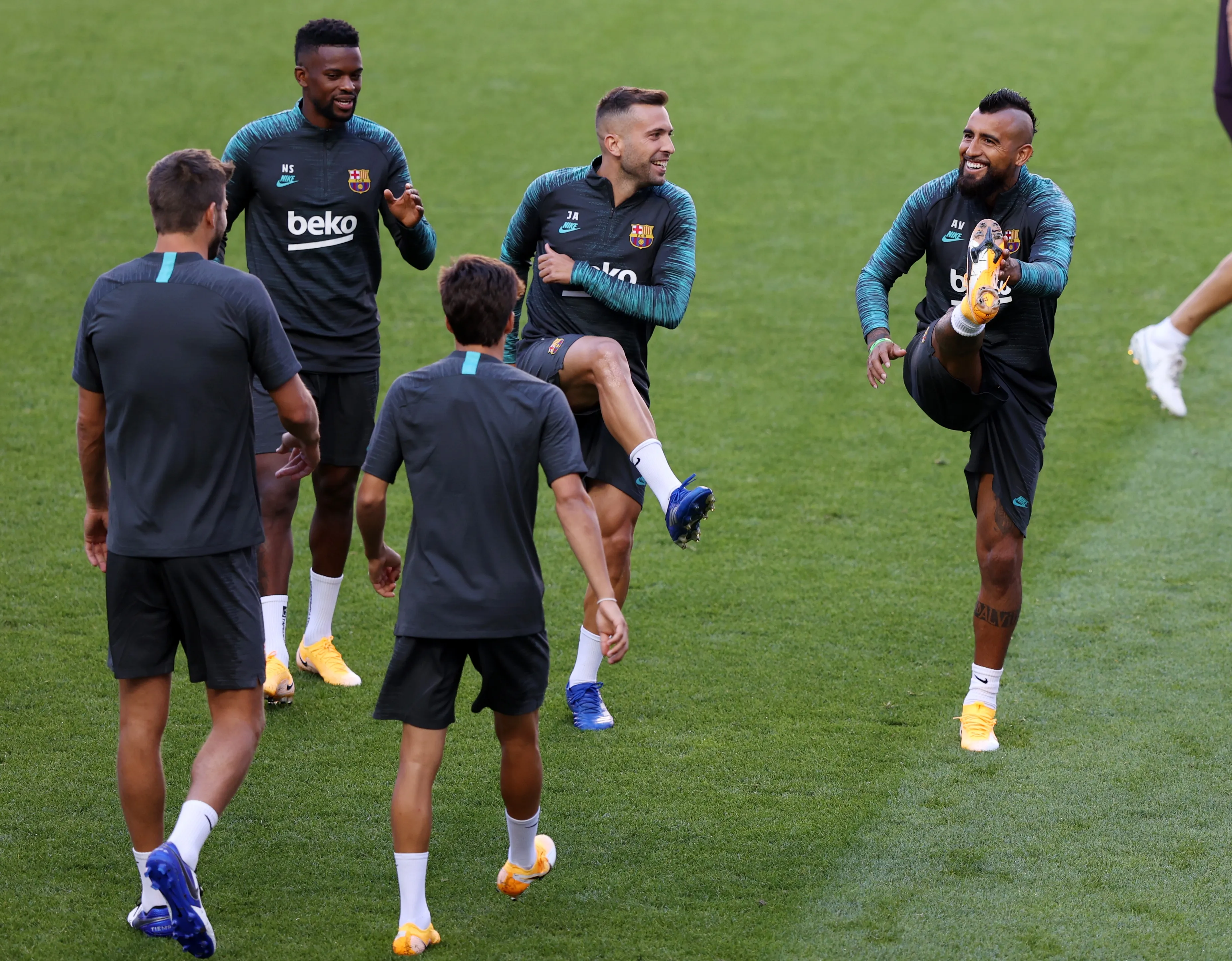 Nélson Semedo recuerda con cariño a Arturo Vidal. 