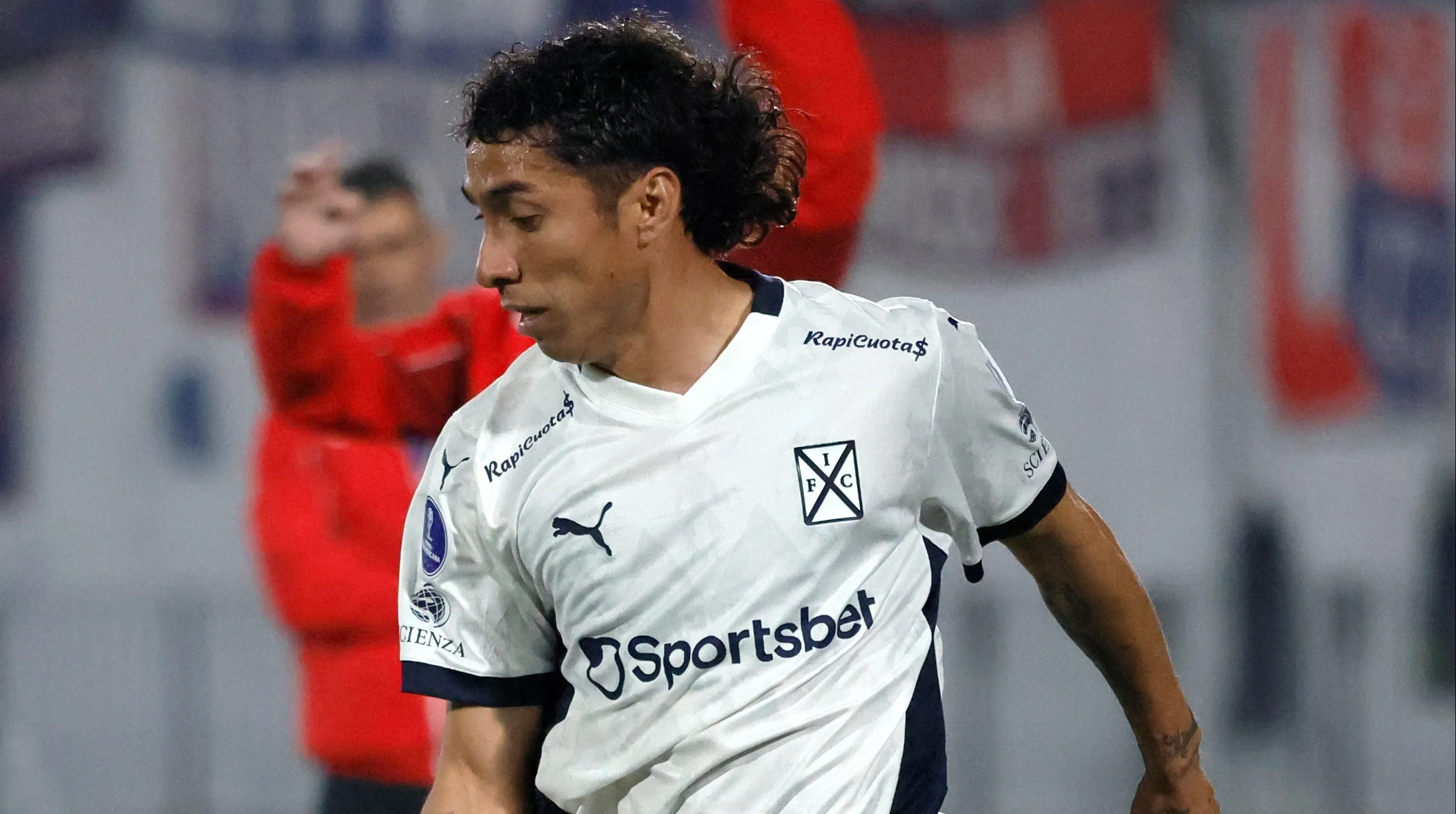 Luciano Cabral no es prioridad en Colo Colo.