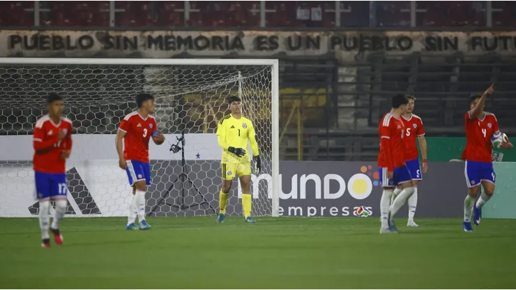 Maureira fue figura pese a la derrota de Chile y dejó una atajada memorable.