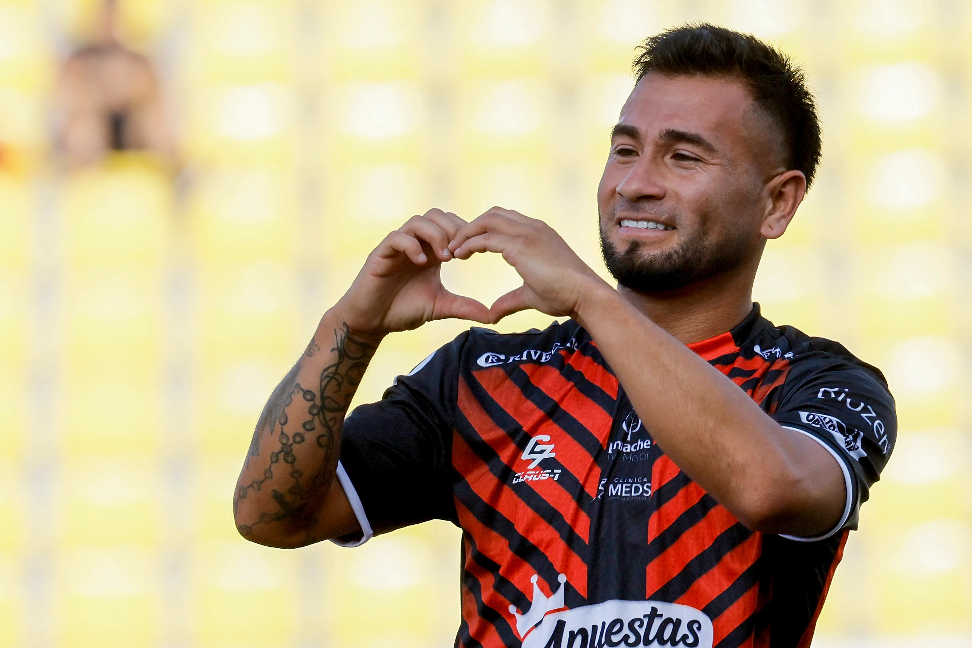 Jean Meneses está en el radar de Blanco y Negro para este mercado | Foto: Photosport