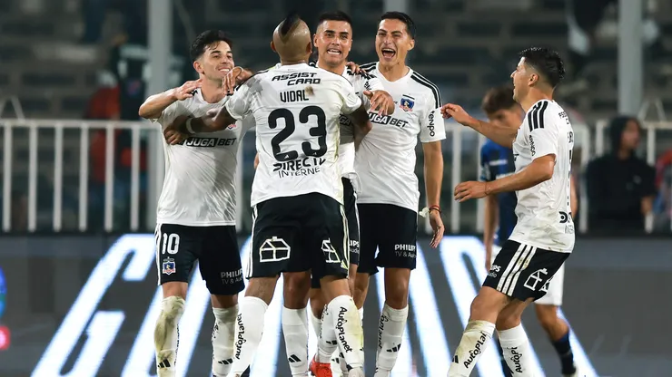 Colo Colo recibe a Cobresal en el Monumental.
