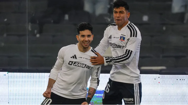 Los dos primeros goles de Colo Colo ante Cobresal.