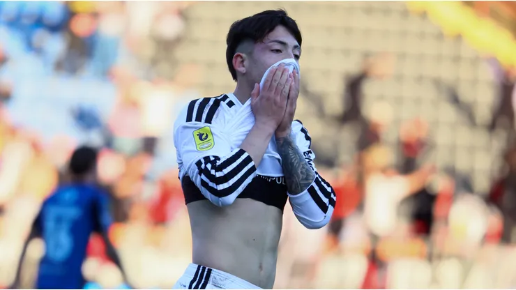 Hernández complica renovación en Colo Colo: conflicto del club y representación.