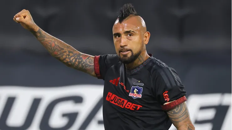 Arturo Vidal quiere seguir jugando en Colo Colo.