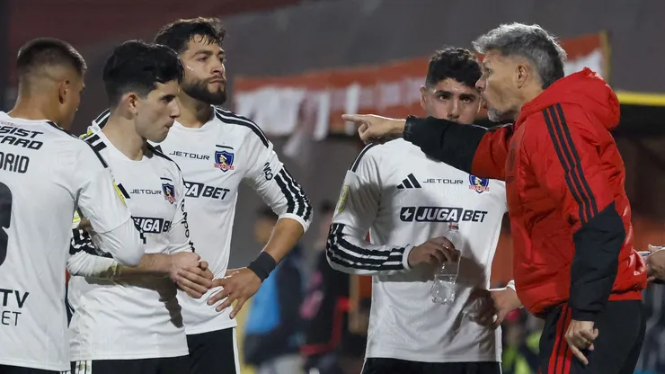 Colo Colo viajará a Colombia para preparar el segundo semestre.